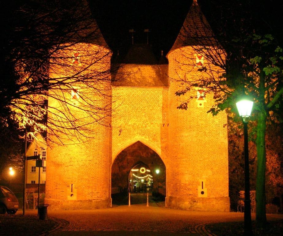 Ferienwohnung Eulenturm Ксантен Номер фото